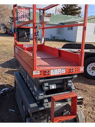 scissor-lifts